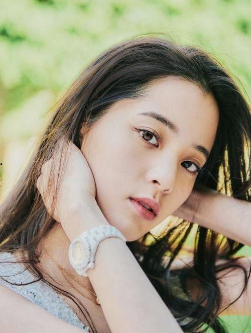 欧阳娜娜吃瓜事件,真相与舆论的较量